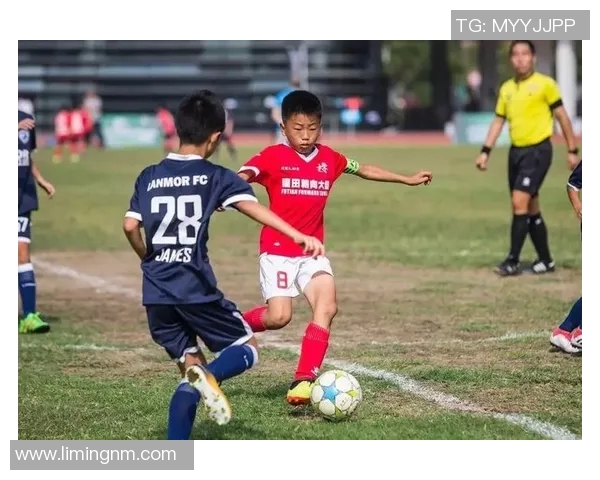 深圳足球队的耐力挑战与提升策略探讨